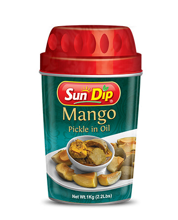"SunDip Mango Pickle in Oil 1kg jar – traditional South Asian pickle made with raw mangoes and mustard oil"